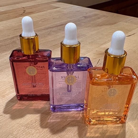 House of Harlow 1960 Other - House of Harlow essential oils (3)